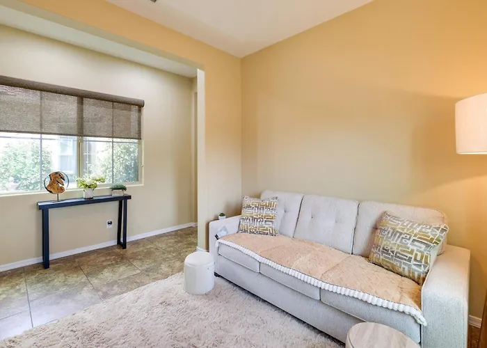 Tranquil W/ Hot Tub In 55+ Community Florence